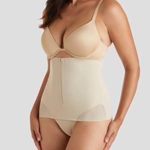 NWT Slimshaper by Miracle Brand extra firm control zip waist cincher